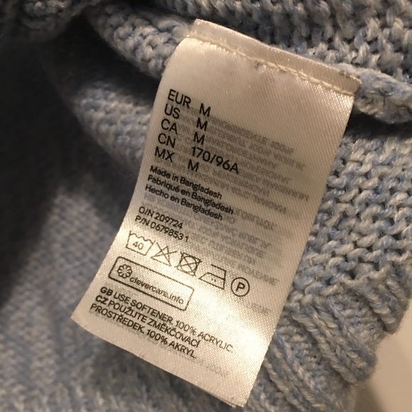 H&M Divided Knit Sweater Scoop Neck Light Blue & White Size Médium - Picture 13 of 13